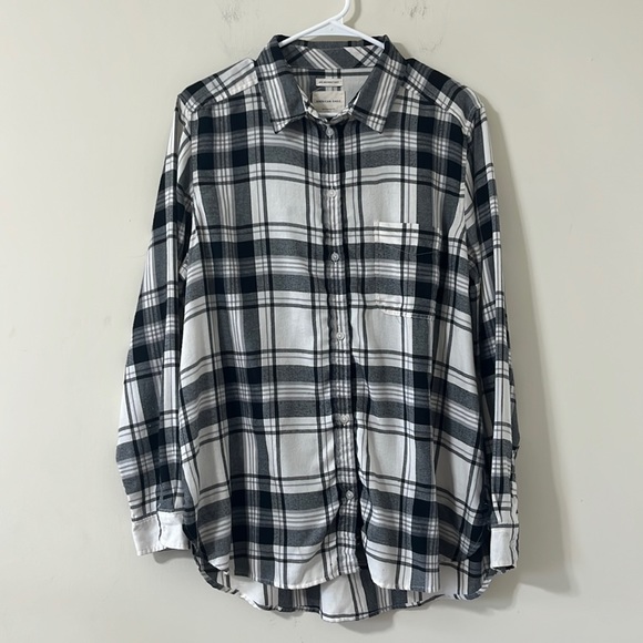 American Eagle Outfitters Tops - American Eagle Ahh-amazingly Soft Black White Buffalo Check Print Button Down XL